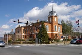 36 & 38 South Broad Street, Brevard, NC 28712